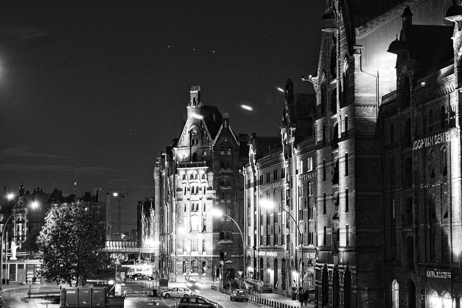 Stadträume, Schwarzweiß-Fotografie von Mietzner