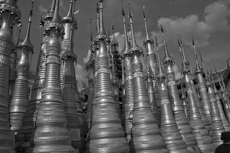 Myanmar, Schwarzweiß-Fotografie von Mietzner