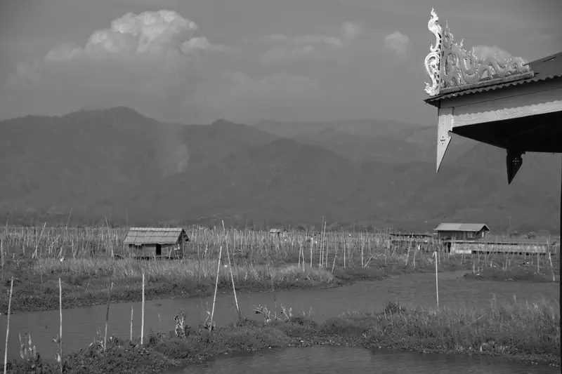 Myanmar, Schwarzweiß-Fotografie von Mietzner